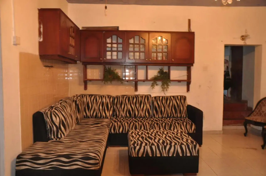 Farah Guest Inn