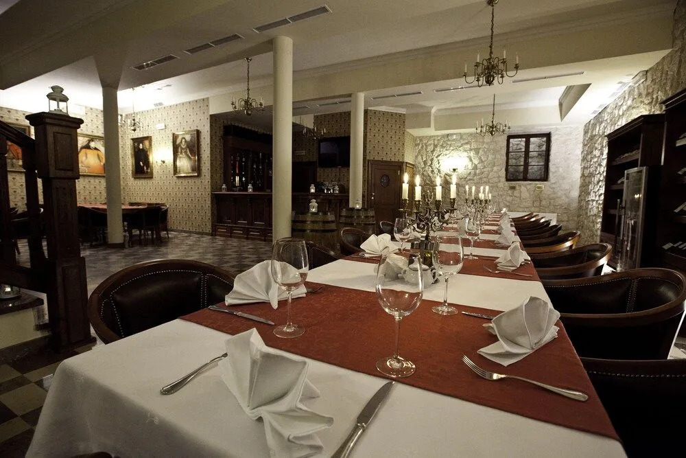 Hotel Sarmata Zespół Dworski