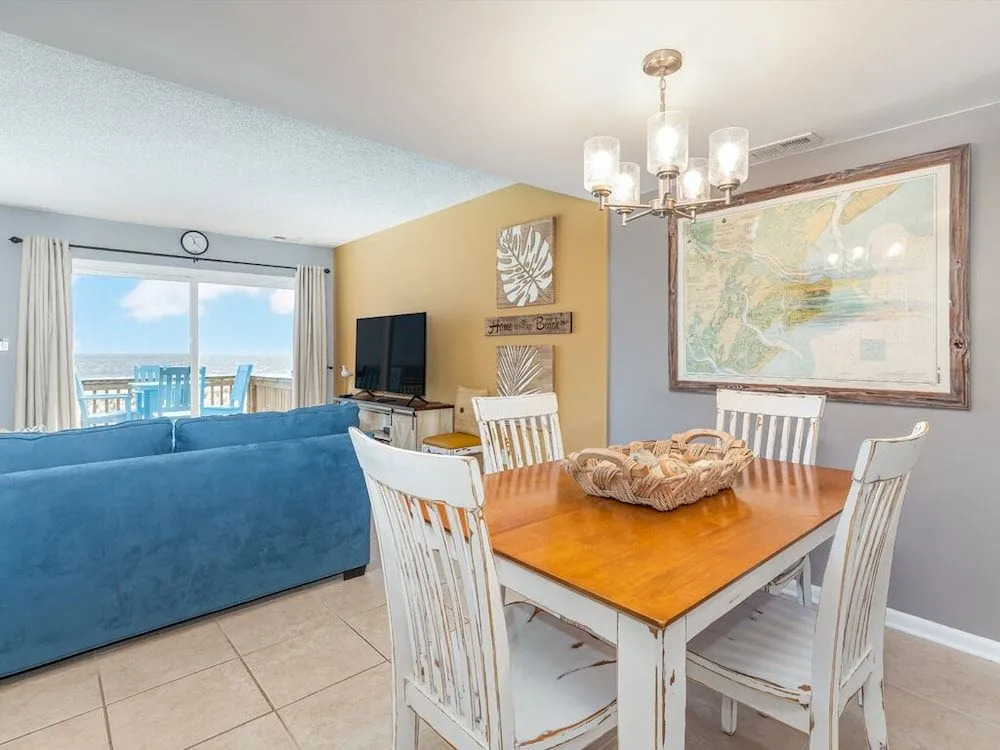 Tybee Lights 110C by Tybee Vacation Rentals