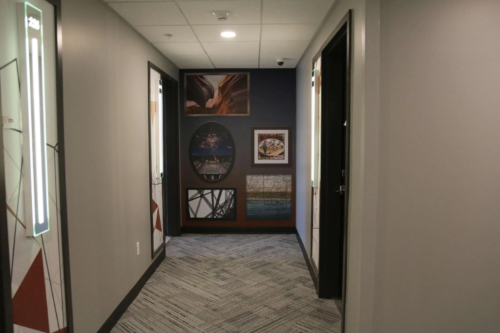 Vīb Hotel by Best Western Phoenix - Tempe