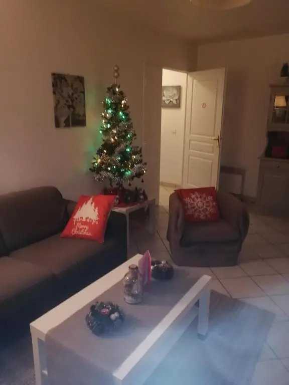 "bienvenue" appartement T2 meublé