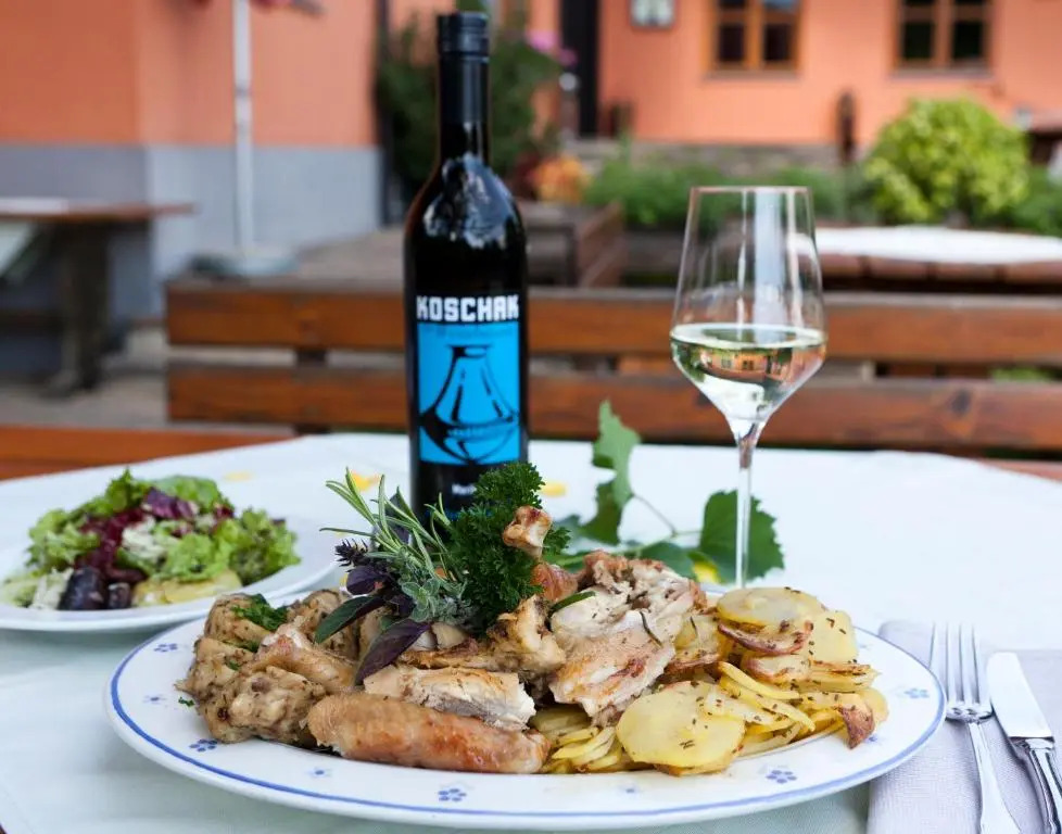 Koschak Wirt & Weinbauer