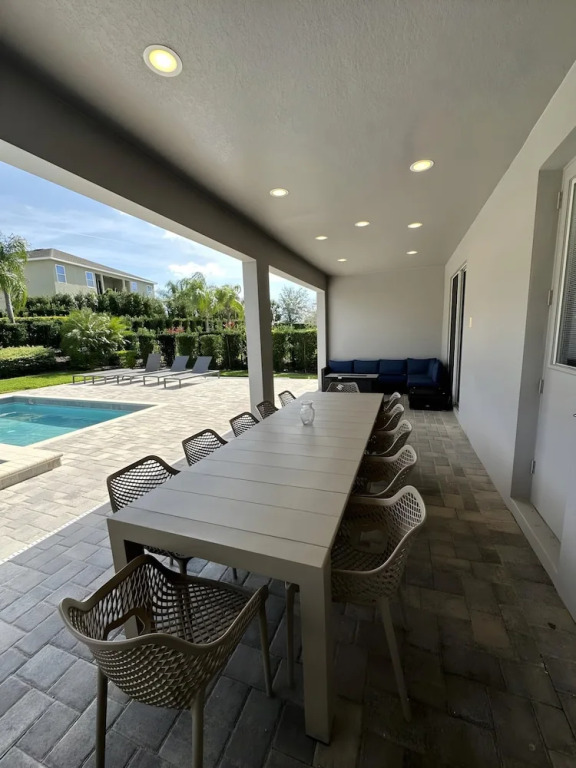 Luxury 9BD Encore Pool Summerkitchen