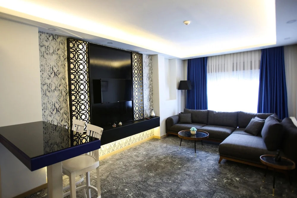 Restwon Suite Hotel
