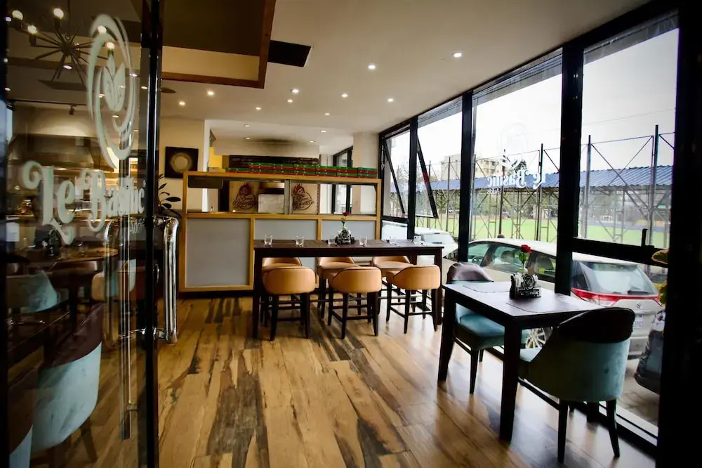 Le Basilic Hotel Apartment & Spa