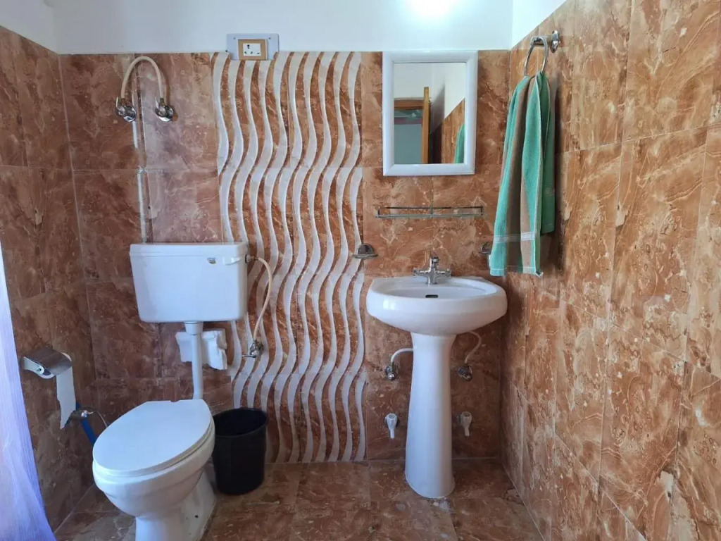 Shanti Guest House