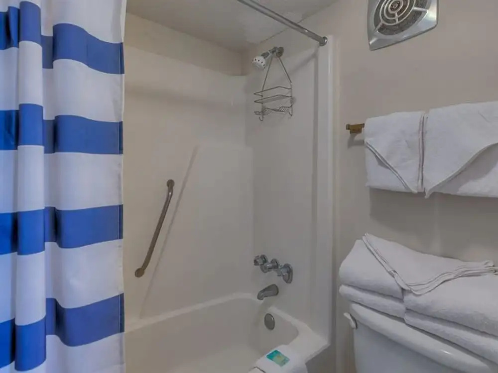 Edgewater 41 by Youngs Suncoast