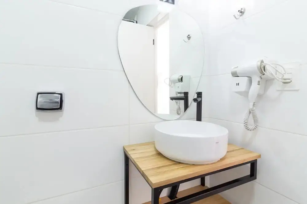 Comfort in the Heart of Rio Rb1701
