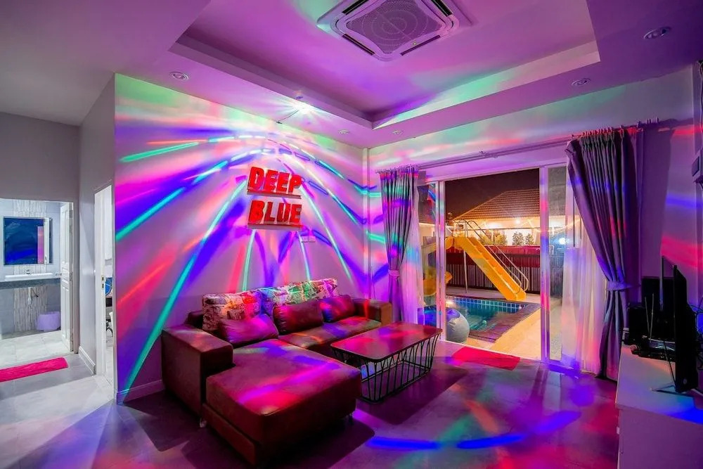 Deep Blue Poolvilla Huahin
