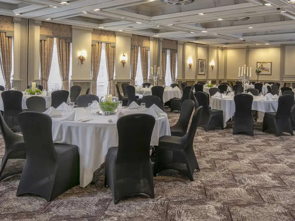 Oulton Hall Hotel, Spa & Golf Resort