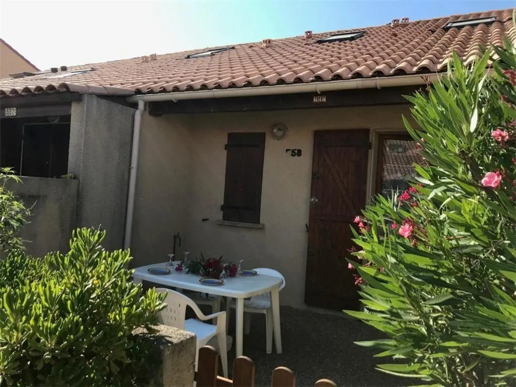 Villa T2 avec Mezzanine - 6 pers, Plage à proximité, Parking privé, Port-Leucate - FR-1-81-93