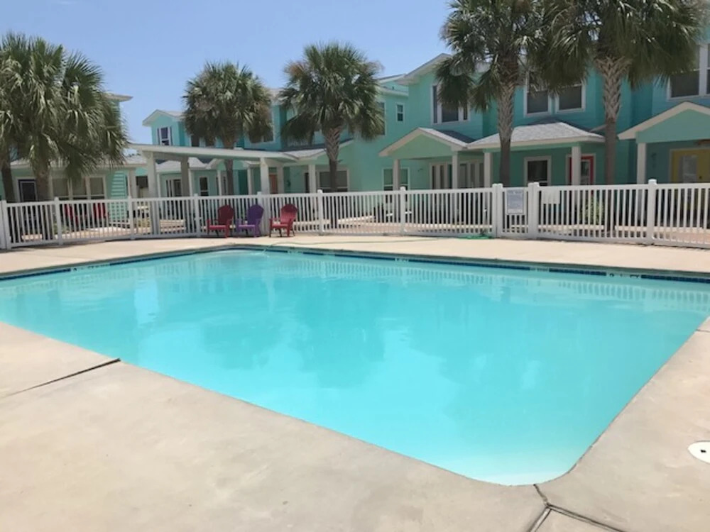 2120 S 11th Street Townhouse Unit 303 - 3 Br townhouse by RedAwning