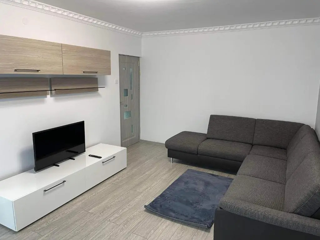 Eric Apartment