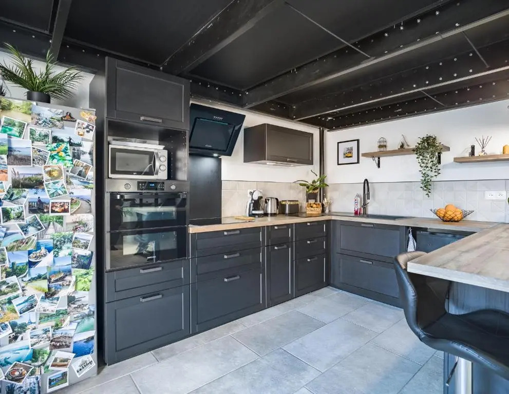 Loft avec jardin et parking privé