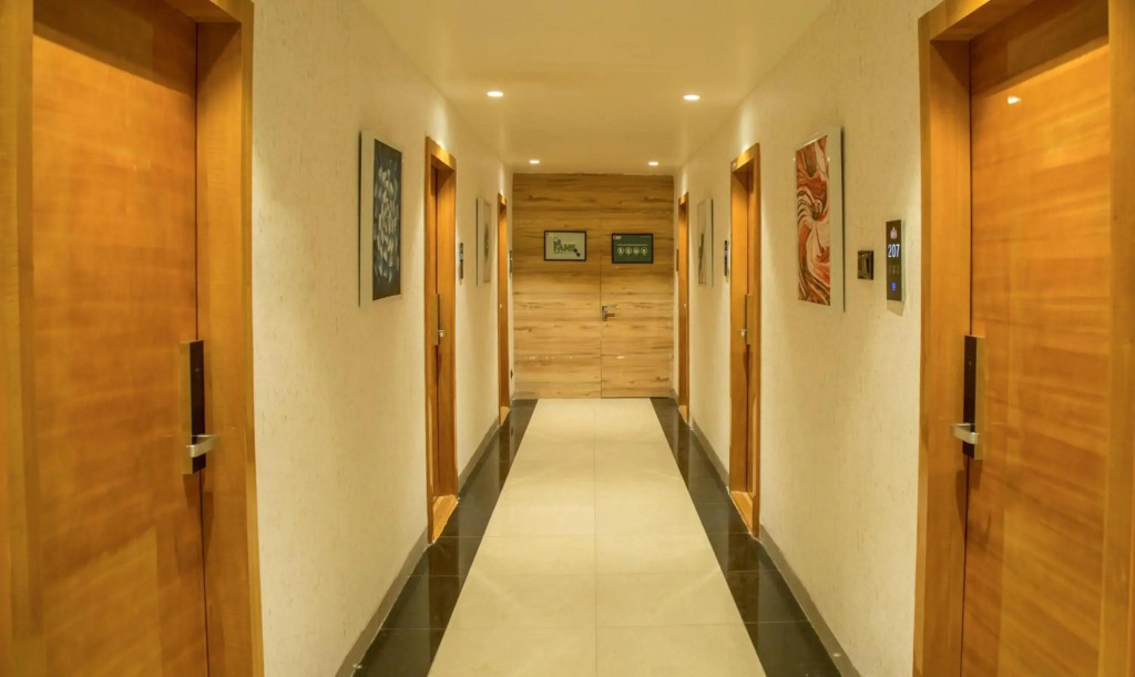 Hotel Reva Regency