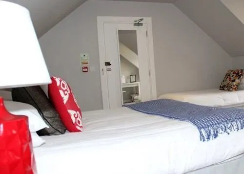 The Townhouse Hotel