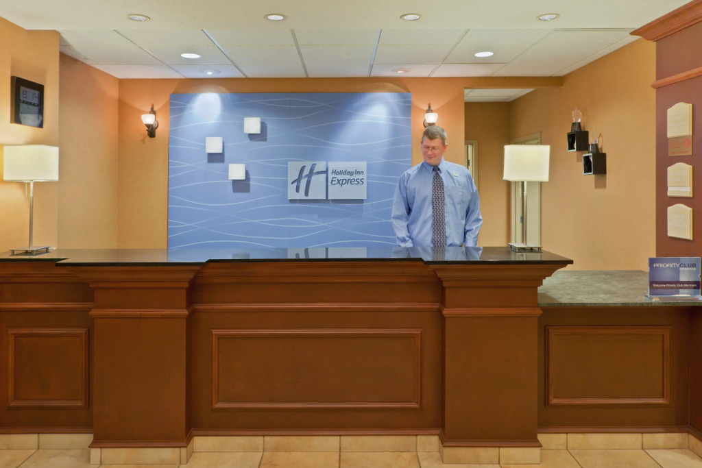 Holiday Inn Express & Suites Kent - University Area by IHG