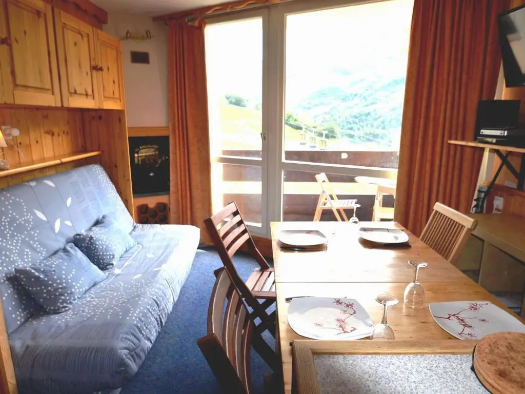 Appartement Les Menuires, 1 pièce, 3 personnes - FR-1-452-251
