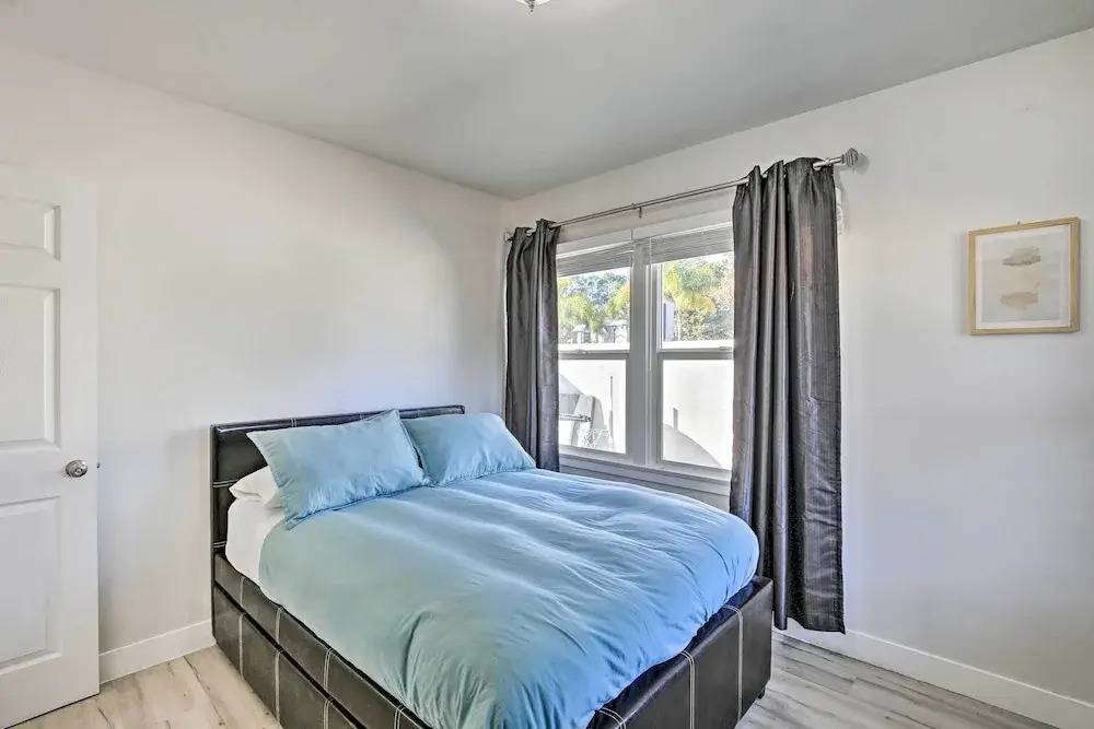 Norwalk Retreat w/ Pool ~ 11 Mi to Disneyland Park