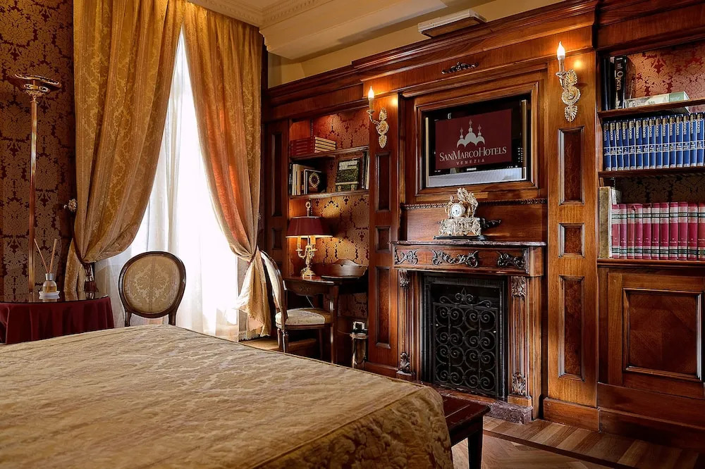 Canaletto Luxury Suites - San Marco Luxury