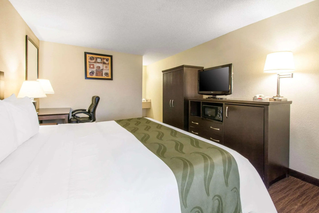 Quality Inn Daytona Speedway - I-95