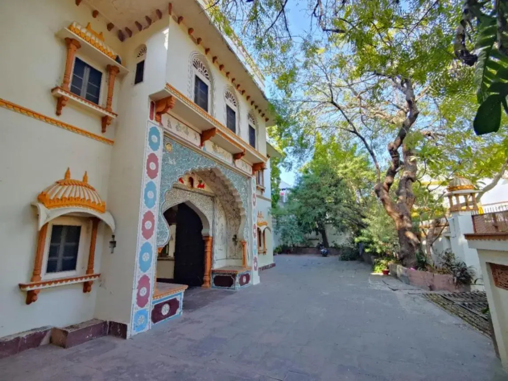 Palkiya Haveli - A Heritage Home
