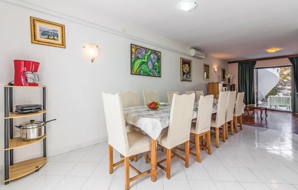 Beautiful Home in Banjole With Wifi and 3 Bedrooms