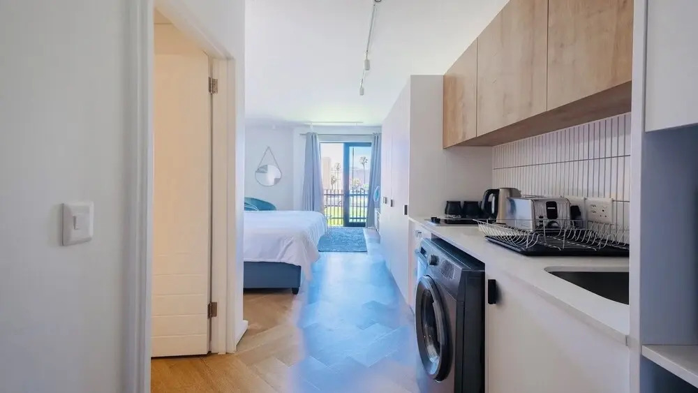 CENTURY CLUB - Luxury Apartment Hotels