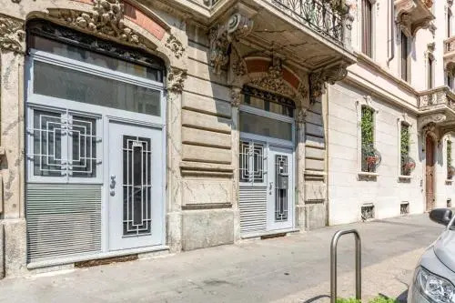 Modern Apt 300Mt From Milano Central Station!