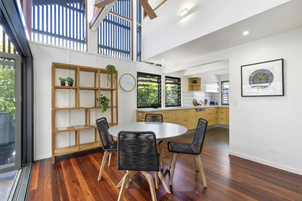 Fun in Ferris Everything you need Pet Friendly 2 Bedroom House with Pool