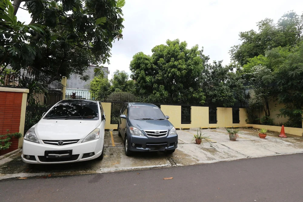 OYO 2323 The One Residence Syariah
