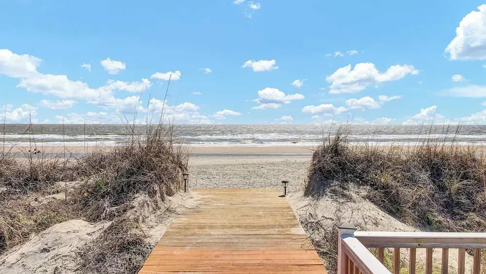 502 Ocean Blvd by Avantstay Beachfront w/ Pool & Ocean Views!