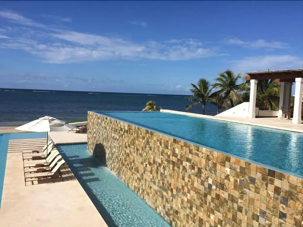Villas in Pristine Bay