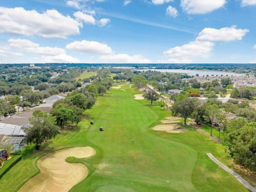 Villa Overlooking Pond at Golf Community 1108mc