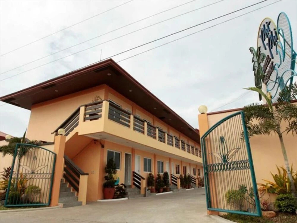 Phi-Phi Beach Resorts & Hotel