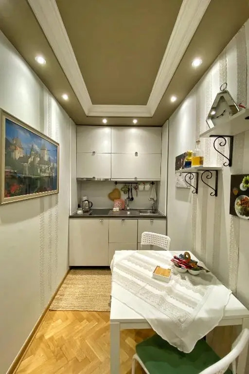 Apartment D-22