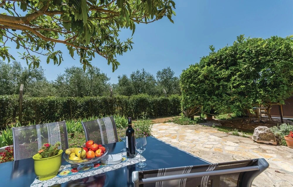 Stunning Home in Kastelir With Wifi and 2 Bedrooms