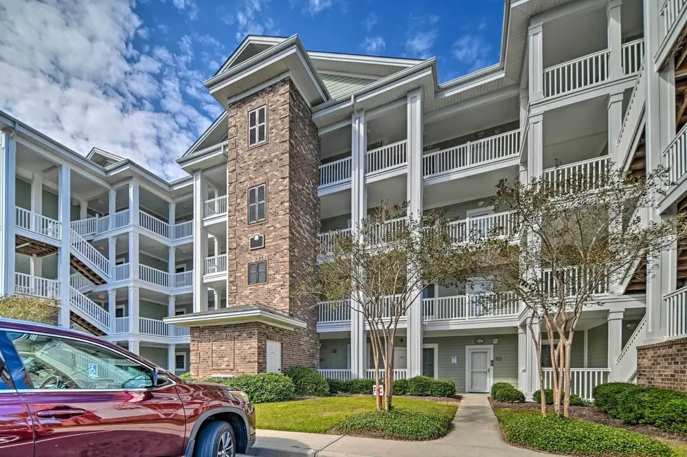 Myrtle Beach Resort Retreat w/ Pool & Pond Views!