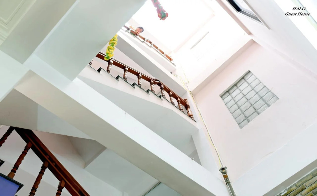 Halo Tourist Guesthouse