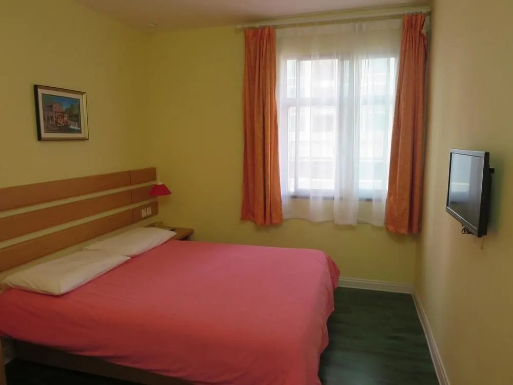 Home Inn Shenzhen Dongmen Hubei Subway Branch