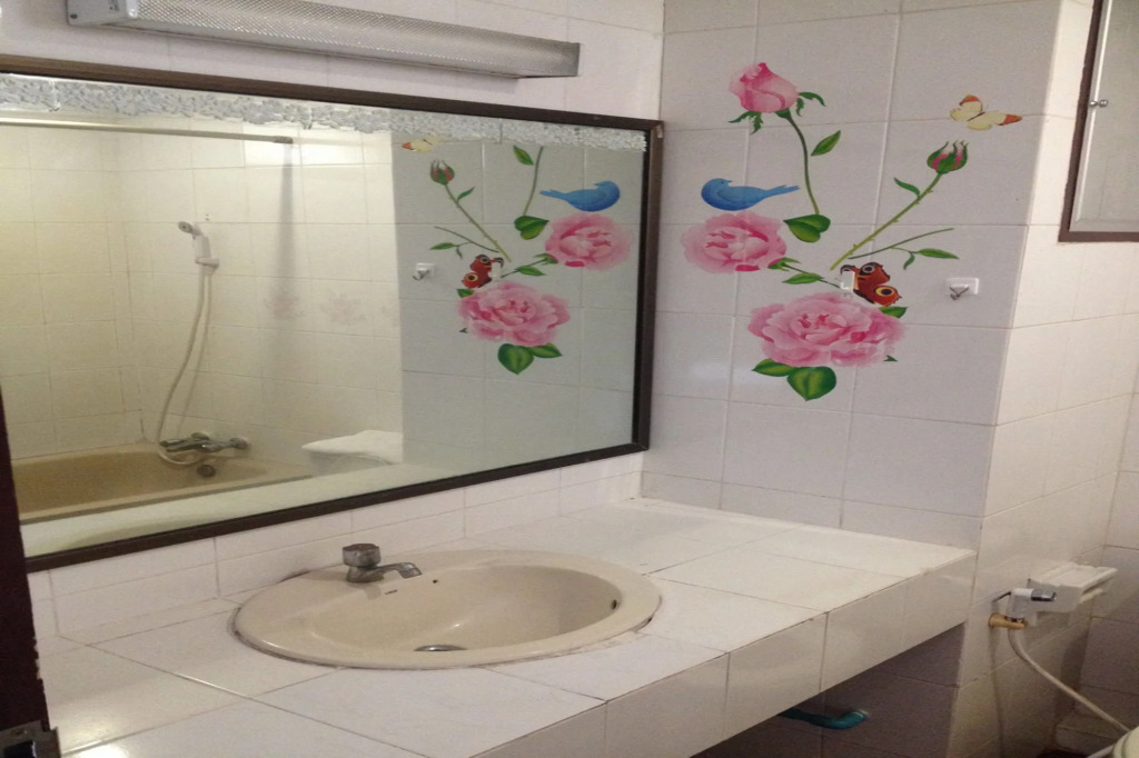Chao Phya Grand Hotel