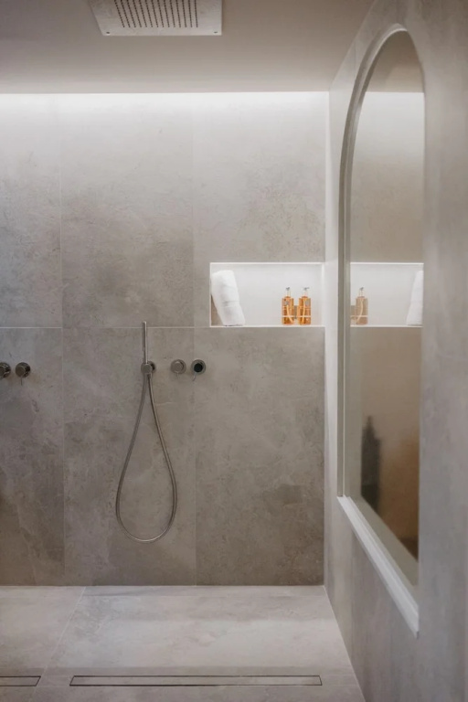 Hotel Petit Luxe