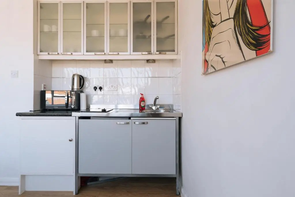 Modern Studio Flat. Central London. Zone 1.