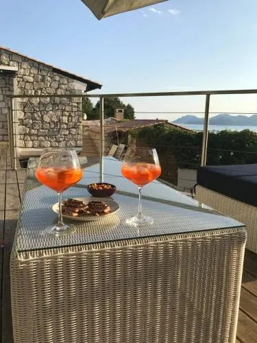 Villa Des Cinq Palmiers