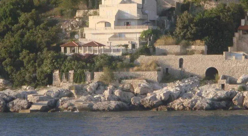 Villa Bilos