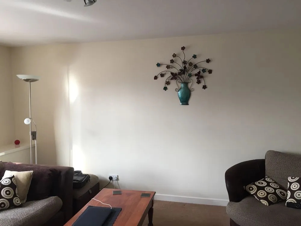 1 Varis Apartments