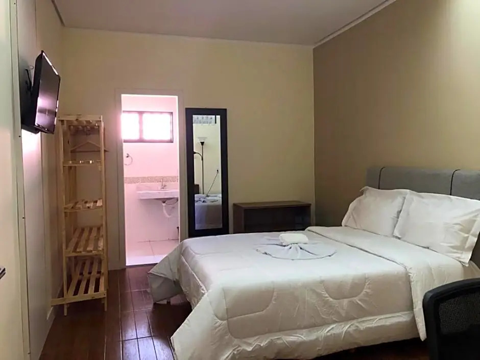 Victoria Park Hotel