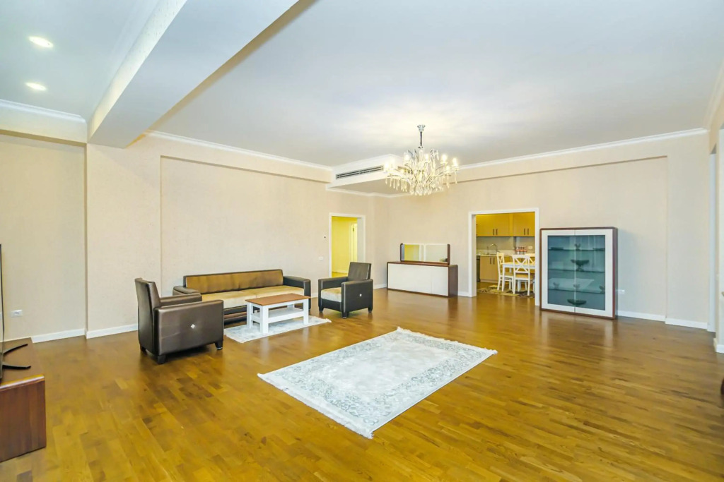 VIP Apartment in Buta palace 703
