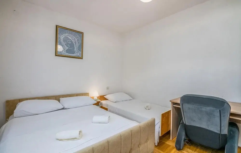 Amazing Apartment in Jurandvor With 2 Bedrooms and Wifi