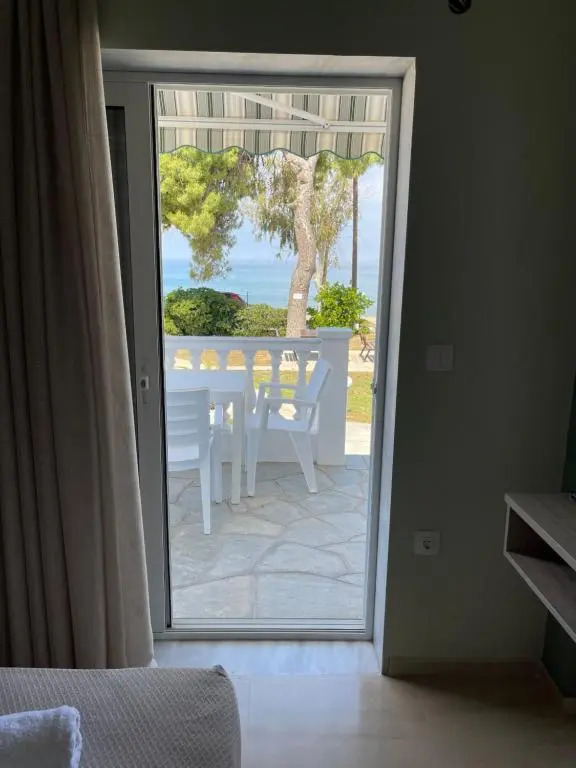 Garden View Apartments by nikolis